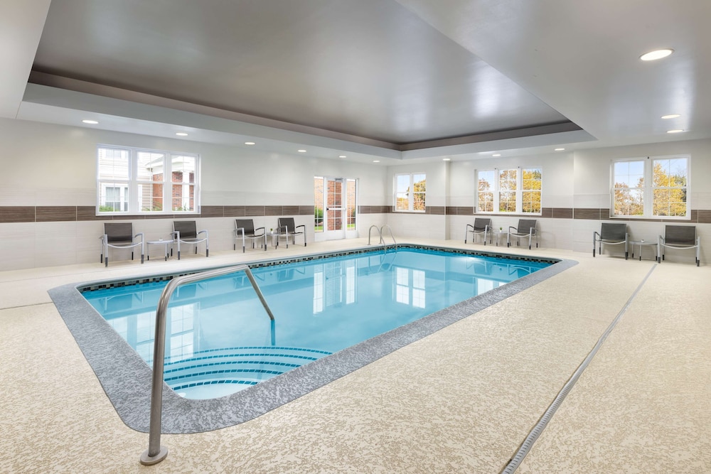 Homewood Suites by Hilton Manchester Airport - photo 33