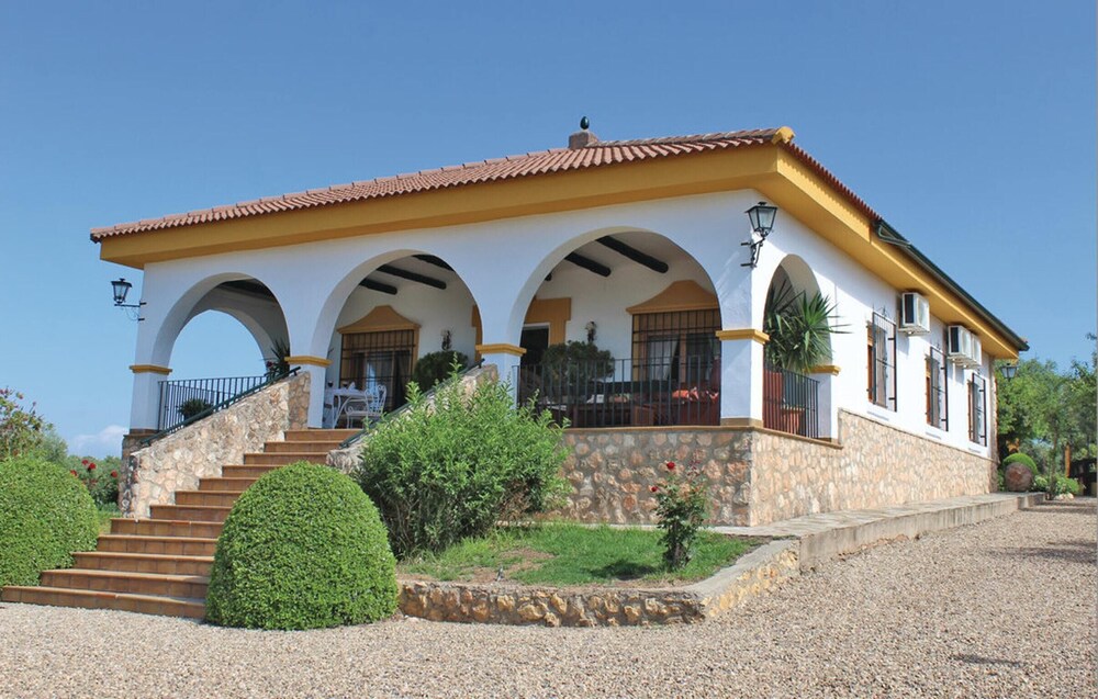 Villa With 3 Bedrooms in Hornachuelos With Pool Access Enclosed Garden and Wifi — 4-Star Luxury Hotel in Hornachuelos, Spain