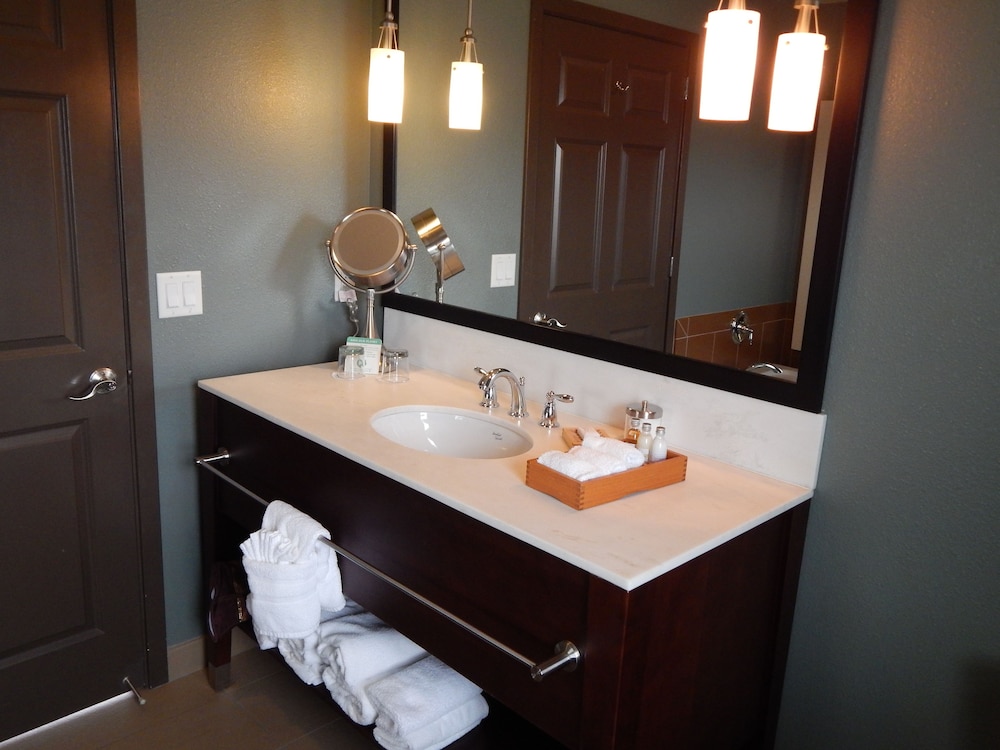 The Coho Oceanfront Lodge - photo 29