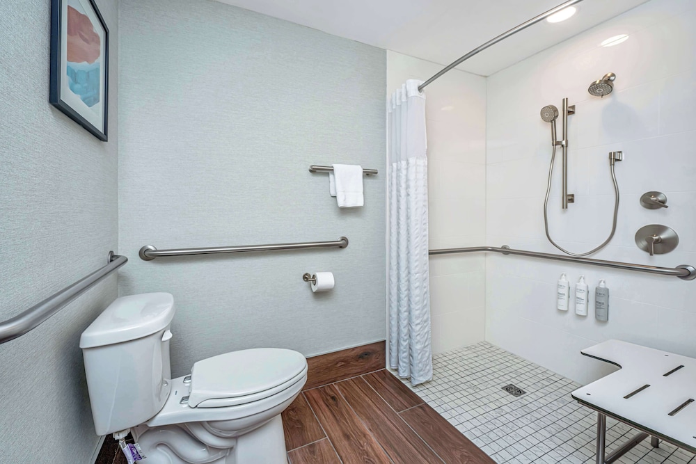 Hilton Garden Inn Charleston Airport - photo 38
