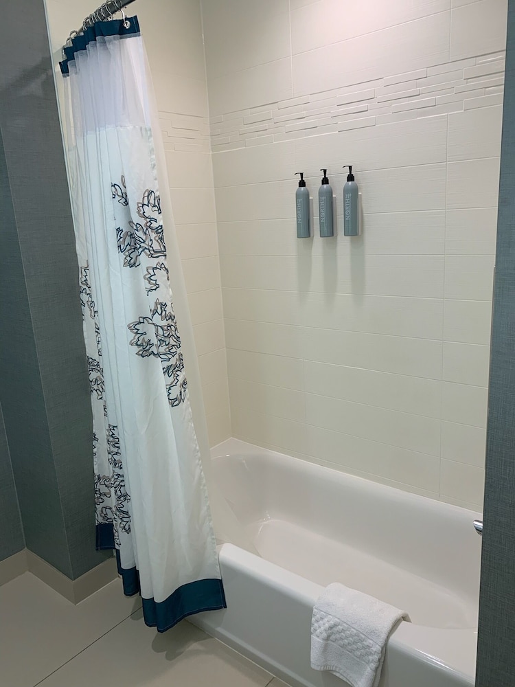 Residence Inn by Marriott Boston Bridgewater - photo 26