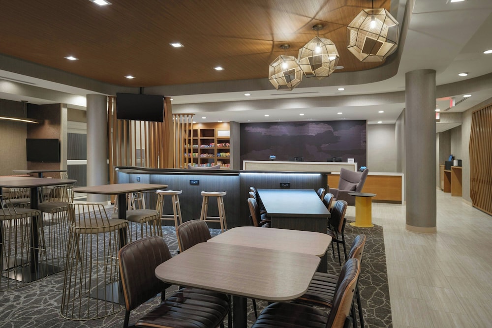 SpringHill Suites by Marriott Lexington Frankfort - photo 5