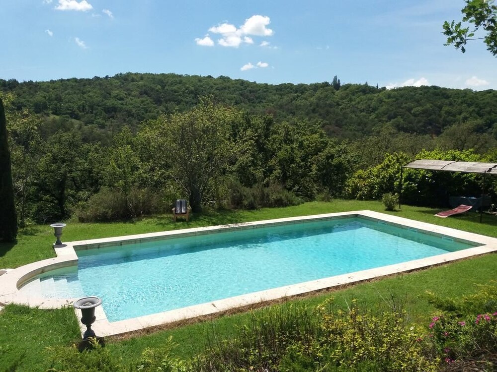 Le Relais D'elle — 4-Star Luxury Hotel in Forcalquier, France