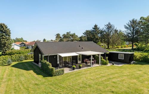 Pet Friendly Home In Farsø With Kitchen — 4-Star Luxury Hotel in Farso, Denmark
