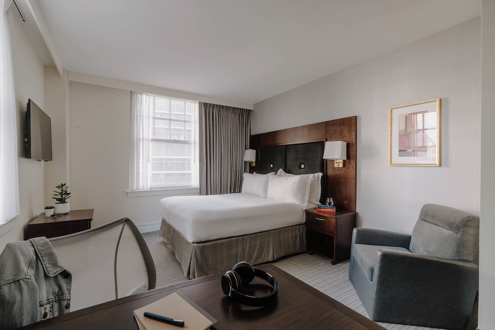 Club Quarters Hotel Downtown Houston - photo 17