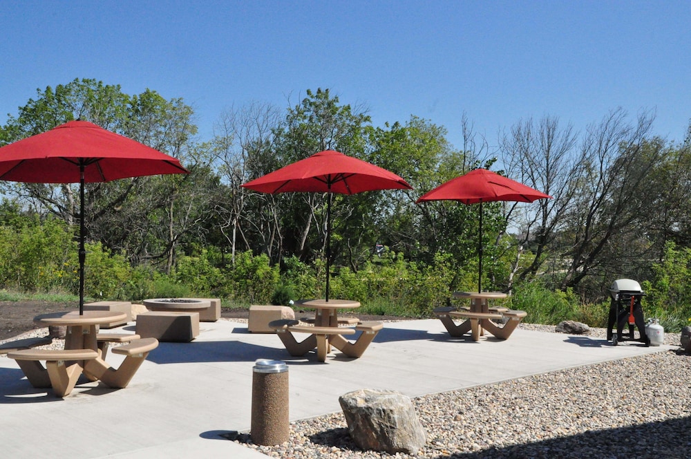 Okoboji Inn & Suites - photo 38