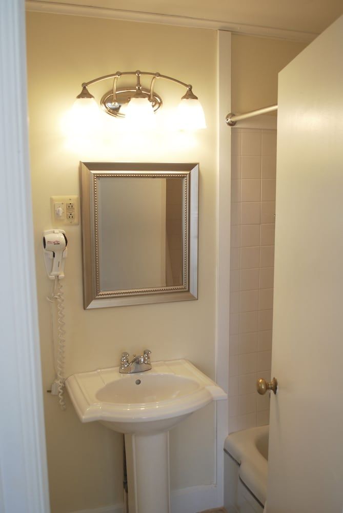 Anne's Washington Inn - photo 38
