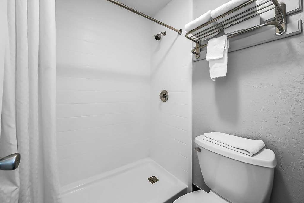SureStay Hotel by Best Western Oklahoma City West - photo 22