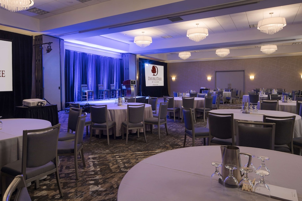 DoubleTree by Hilton Hotel Syracuse - photo 53
