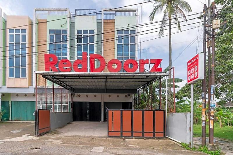 Formerly RedDoorz near Palembang Trade Center 4 in Palembang, Indonesia