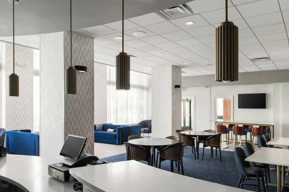 Courtyard by Marriott St. Petersburg Downtown - photo 31