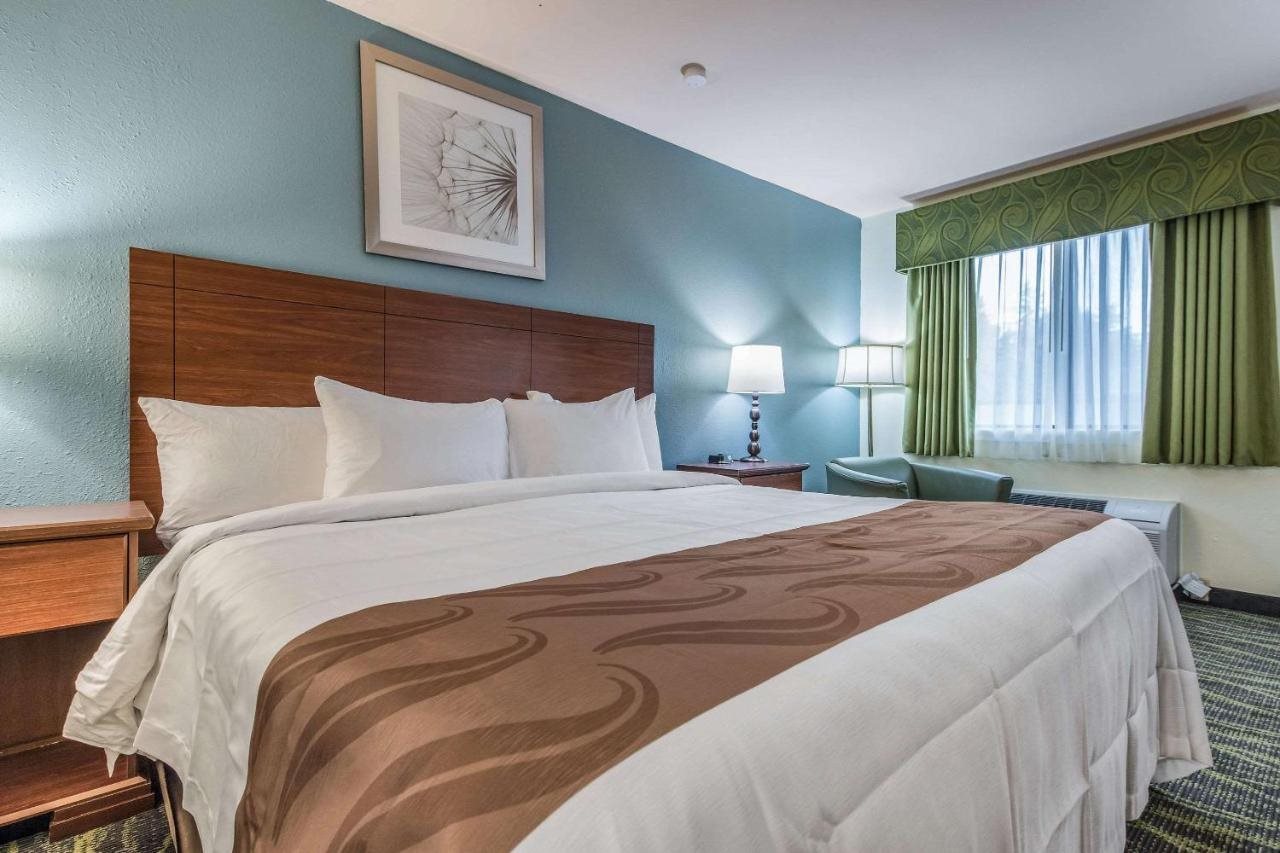 Quality Inn Bellevue - photo 11