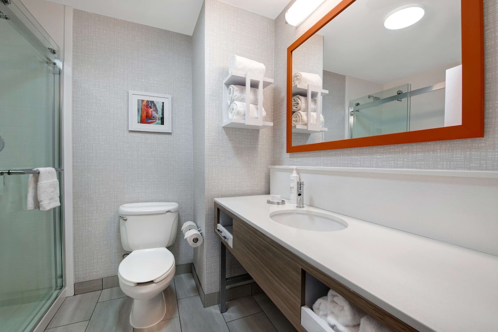 Hampton Inn Easley - photo 41