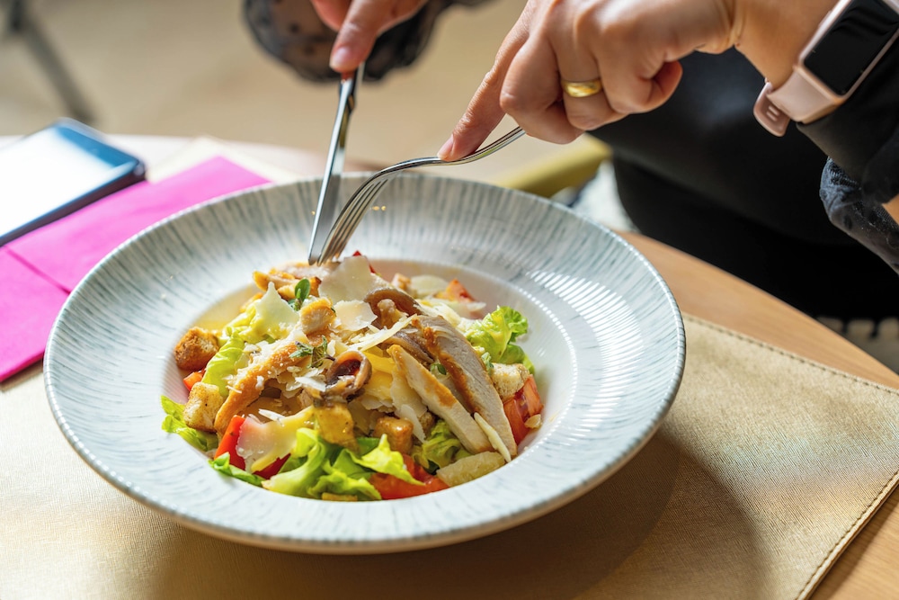 מזון ומשקאות