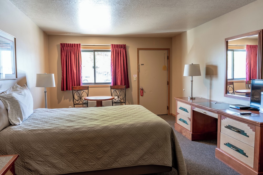 Oregon Trail Inn - photo 4