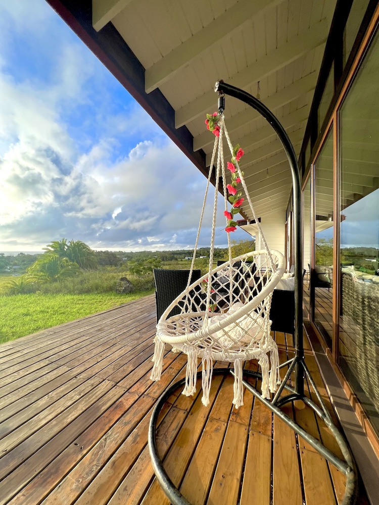 Hare Mahatu in Hanga Roa, Chile