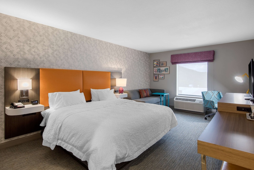 Hampton Inn And Suites By Hilton Ruidoso - photo 21