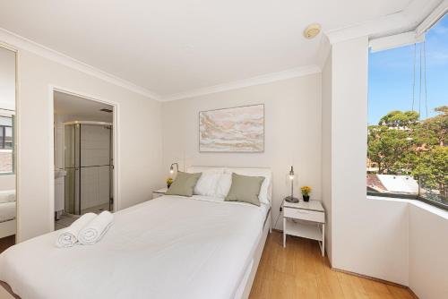 Spacious & Cosy 2 Bedroom Apartment in Darling Harbour — 4-Star Luxury Hotel in Sydney, Australia