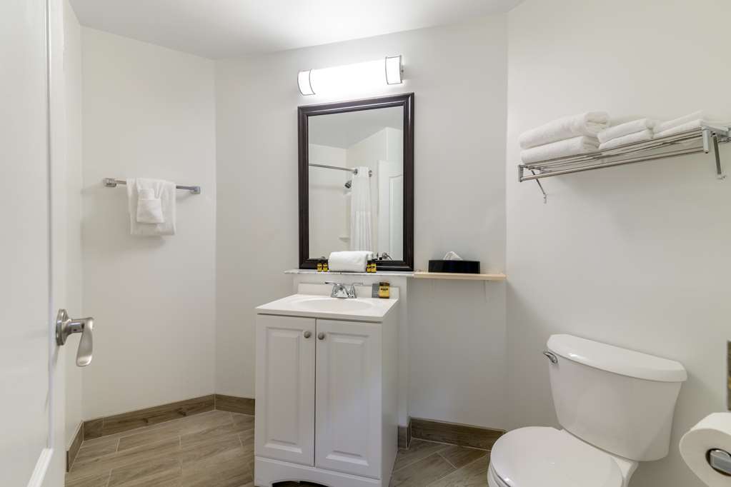 Best Western Plus Brunswick Bath - photo 32