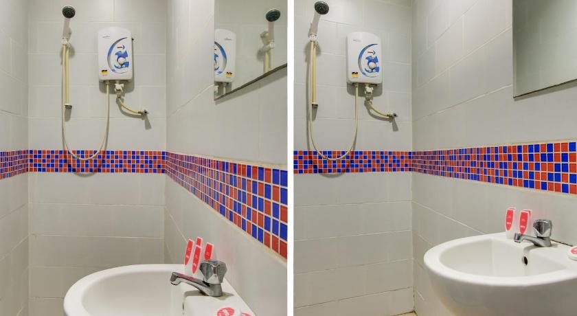 Oyo 90282 Hotel Taj in Shah Alam, Malaysia