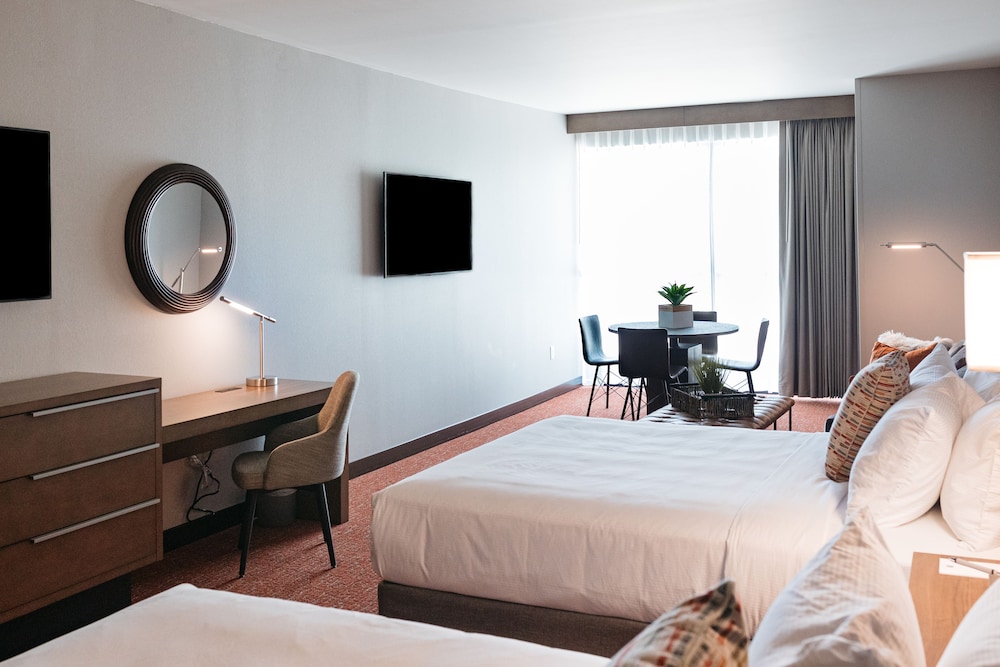 Revel Hotel Des Moines Urbandale Tapestry Collection by Hilton - photo 28