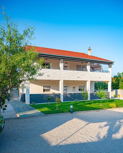 Apartman MISS Pridraga — 4-Star Luxury Hotel in Pridraga, Croatia