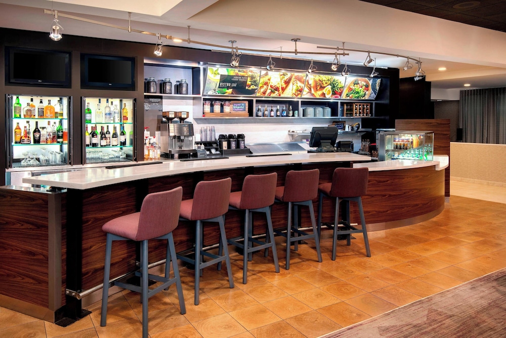 Courtyard by Marriott Savannah Midtown - photo 21