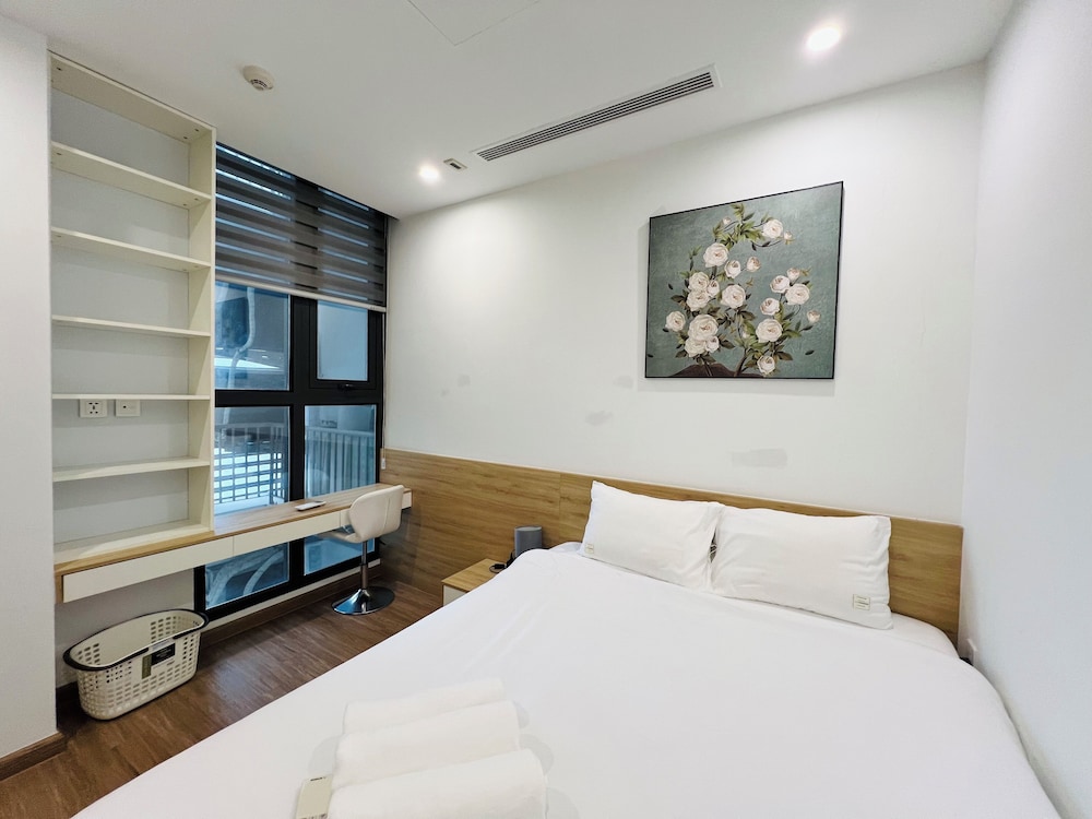 Nanahousing Apartment Vinhomes Skylake #1BR#2BR#3BR — 4-Star Luxury Hotel in Hanoi, Vietnam