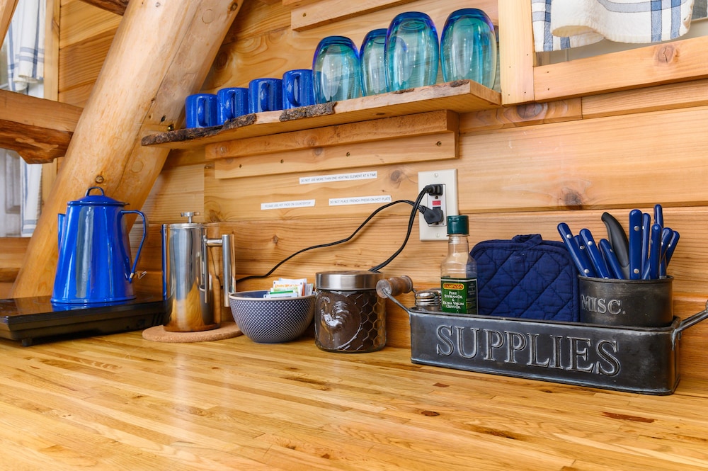 Tiny Digs Hotel of Tiny Houses - photo 38