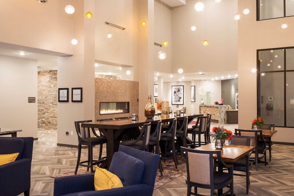 Hampton Inn & Suites Minneapolis University Area - photo 5