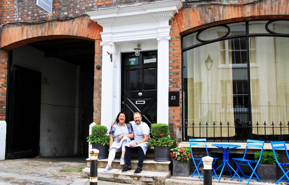 The Laindons — 4-Star Luxury Hotel in Hastings, United Kingdom
