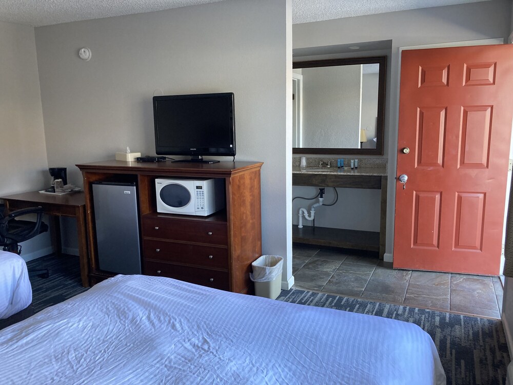 Park Lane Motel - photo 28