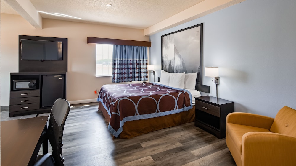 Super 8 by Wyndham Neillsville WI - photo 5