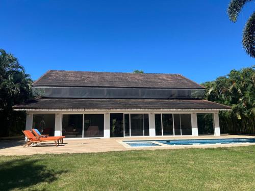 Alojamiento Vacacional Completo En Juan Dolio Guavaberry Resort Country Club — San Pedro De Macoris