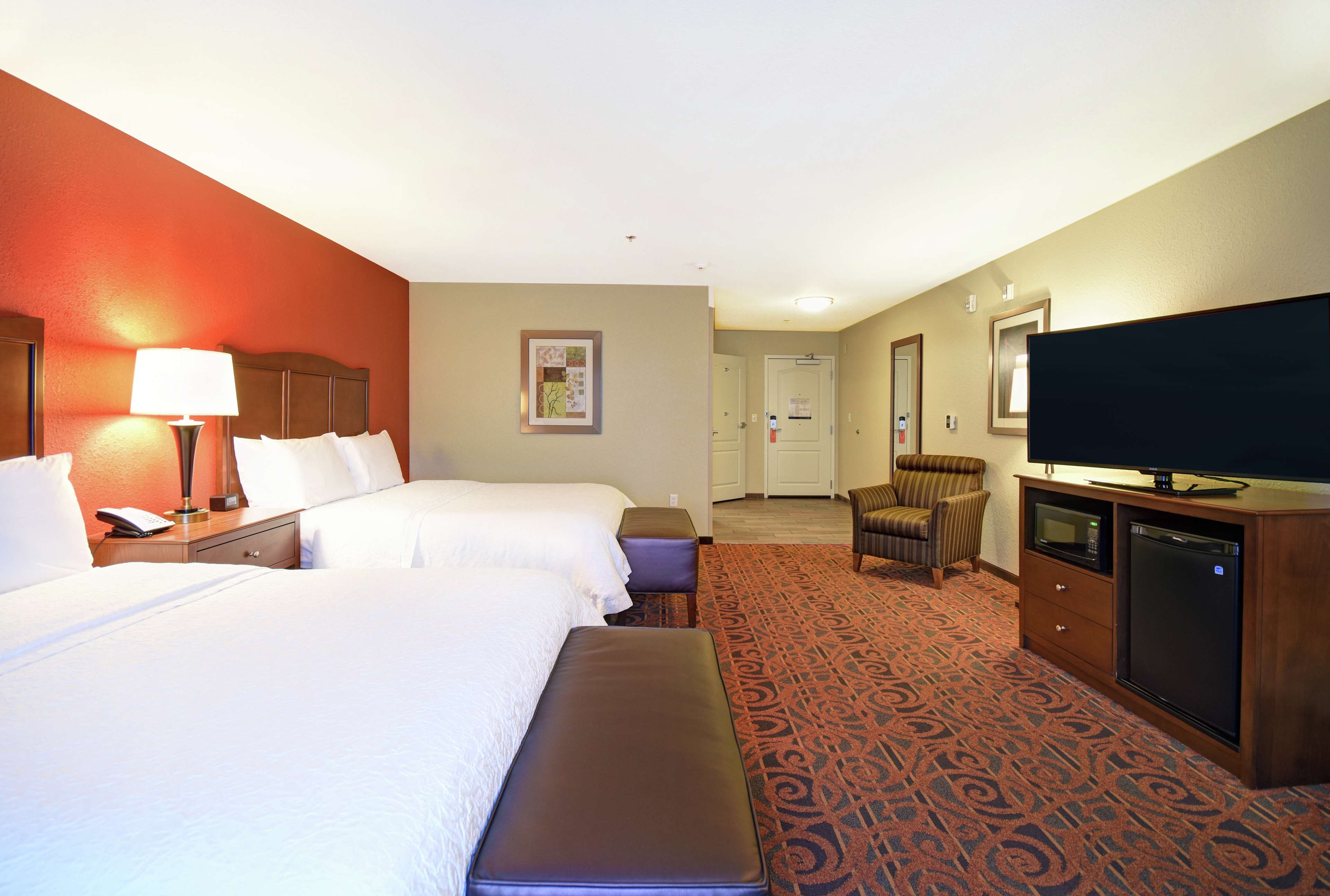 Hampton Inn & Suites Milwaukee Franklin - photo 15