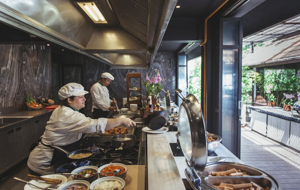 מזון ומשקאות