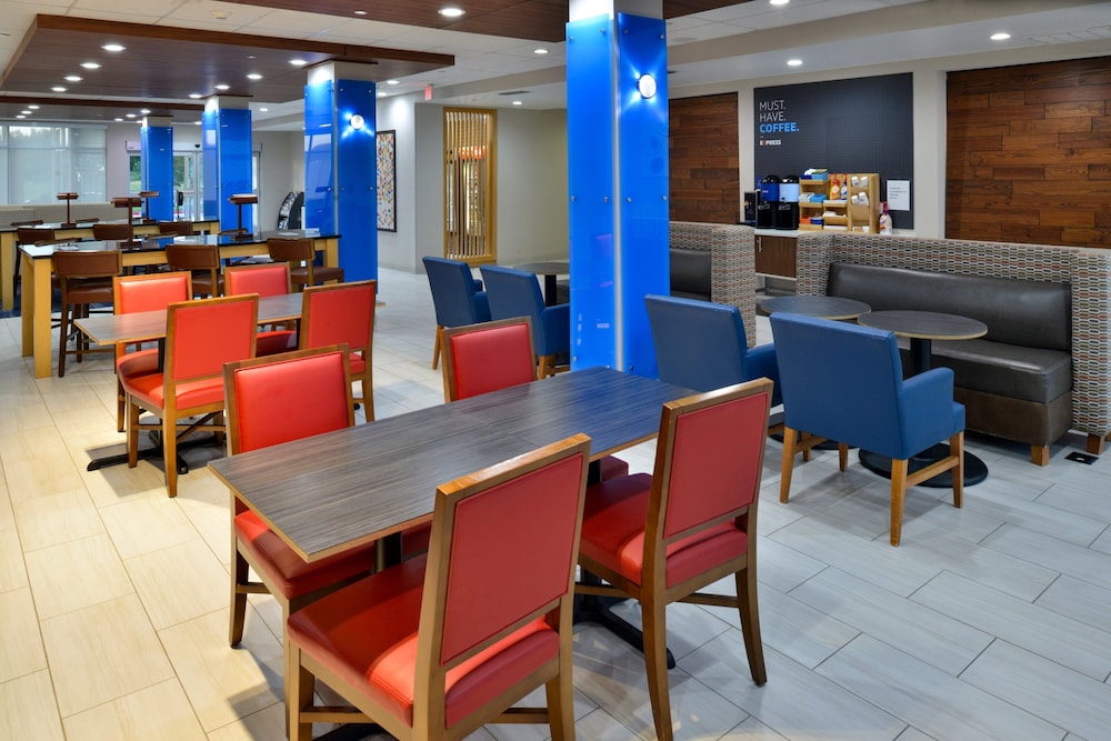 Holiday Inn Express & Suites Wylie West by IHG - photo 43