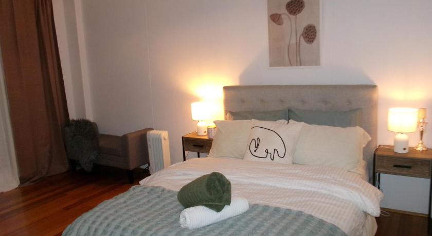 Ultimate Beach Pad — 4-Star Luxury Hotel in Sydney, Australia