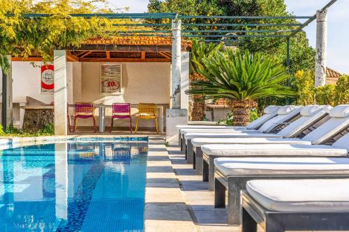 Villa Salt Water