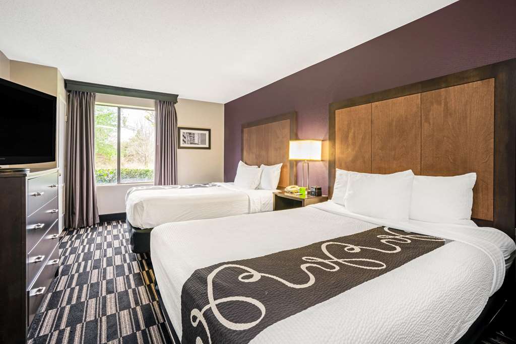 La Quinta Inn Suites Houston North Spring - photo 27