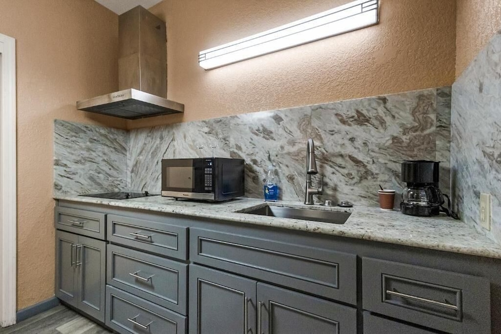 Country Inn Sonora - photo 33