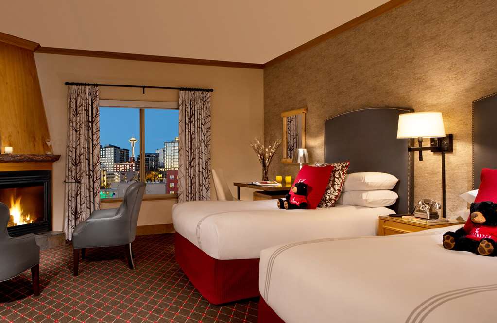 The Edgewater Hotel - photo 30