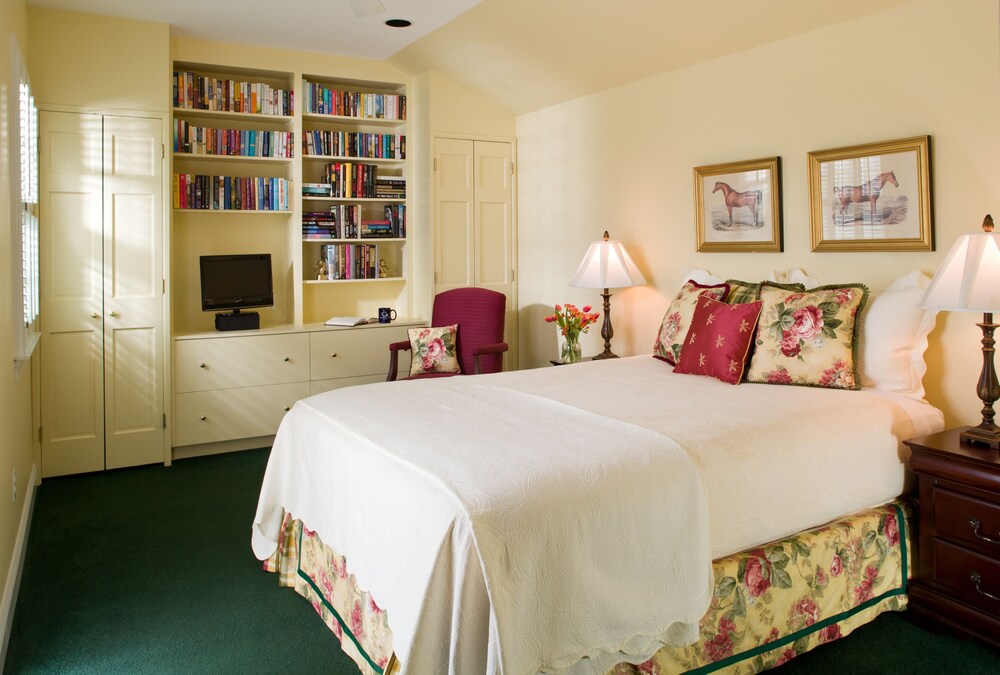 The Inn at Whitewing Farm - photo 20