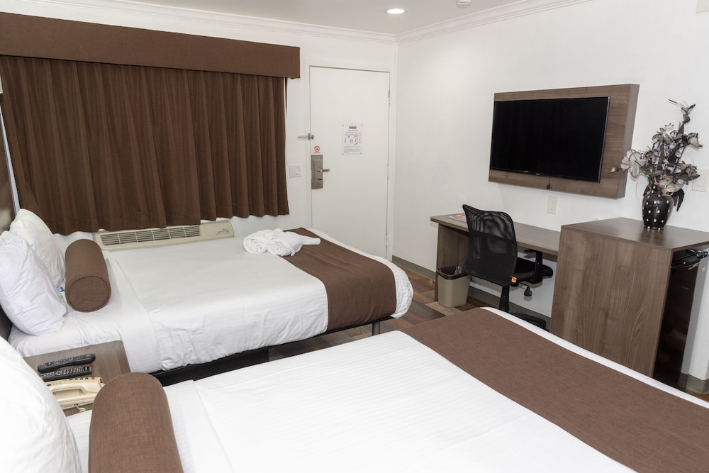 Value Inn Bellflower - photo 3