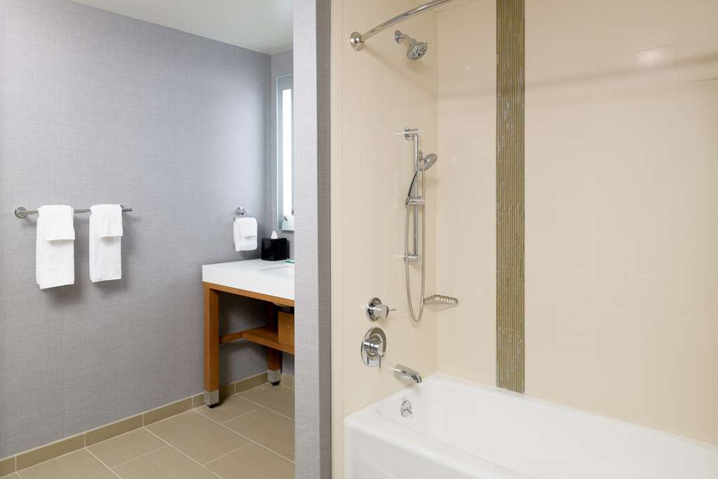 Hyatt Place Pasadena - photo 14