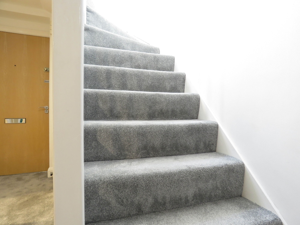 Tudors eSuites City Centre Apartment — 4-Star Luxury Hotel in Birmingham, United Kingdom
