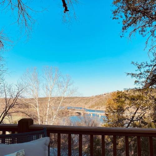 The Big Chill on Table Rock Lake — hotel in Holiday Island