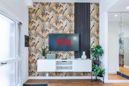 Navigli 10 Min Modern Design Suite — 4-Star Luxury Hotel in Milan, Italy