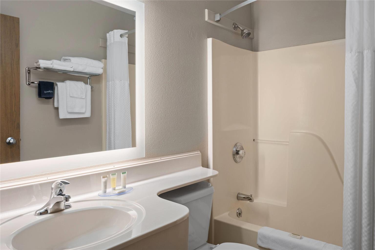 Super 8 by Wyndham Lewistown - photo 10