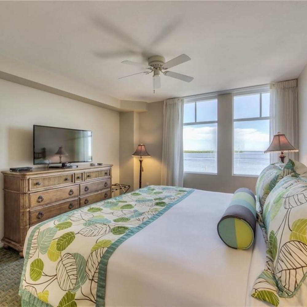 Lovers Key Resort Suite 2 - photo 8